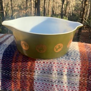 Vintage Pyrex Zodiac 2 1/2 qt Cinderella bowl!